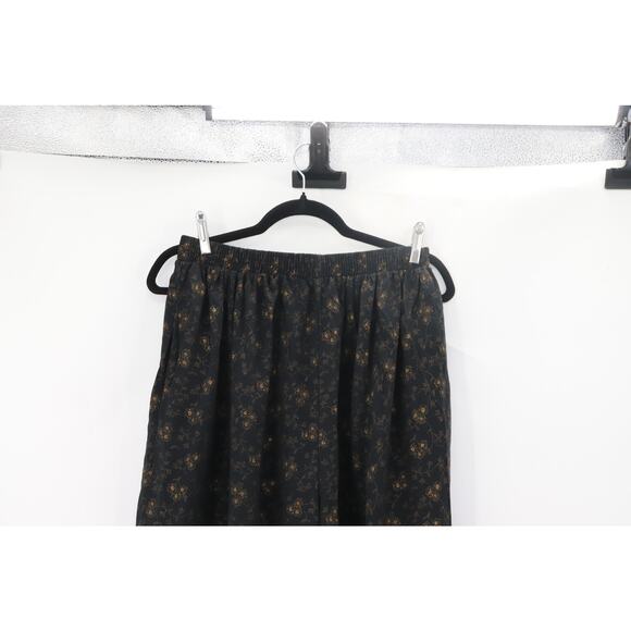 Vintage Plus Preferred Black Wide Leg Crop Pants. - Picture 7 of 9